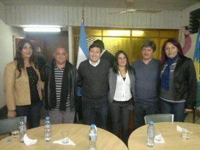 Con un claro mensaje de unidad, Daniel Arroyo encabez� un acto con el FR de Ensenada