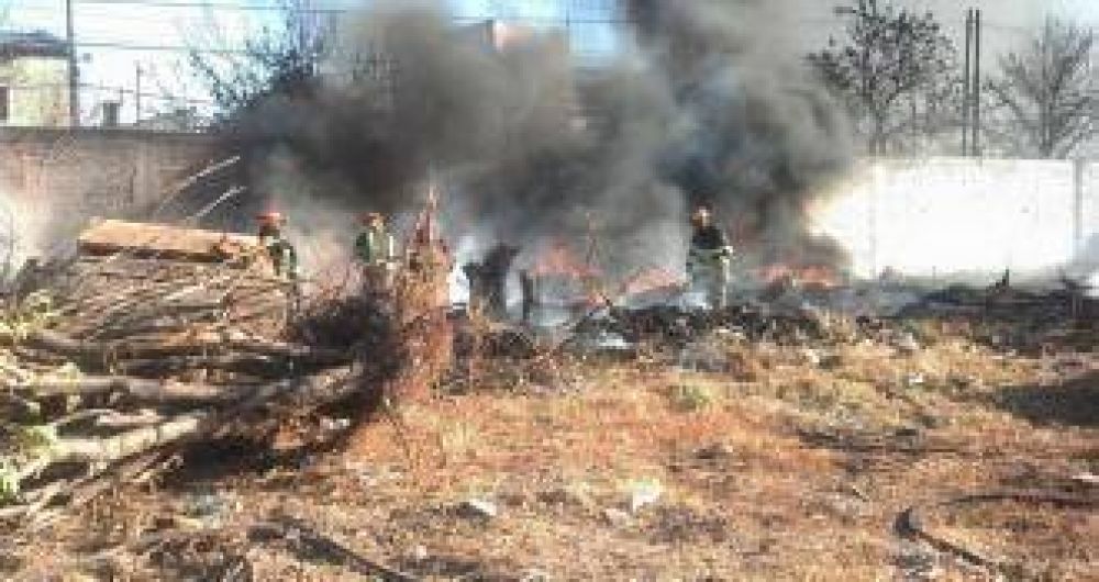 Incendio en el canch�n municipal 