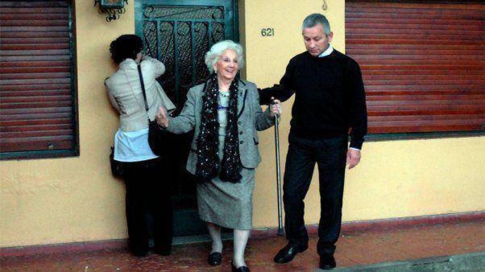 Abuelas le pidi� a la jueza Servini de Cubr�a que no cite a declarar al nieto de Carlotto