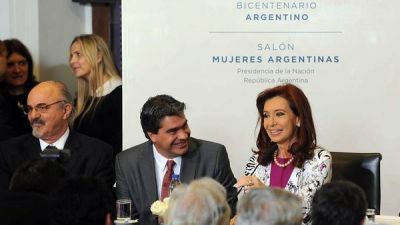 Cristina sugiere a Obama que intervenga frente a Griesa en la controversia con los fondos buitre