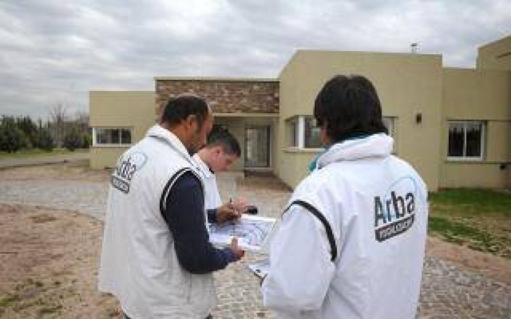 Arba detect� 150 casas sin declarar en countries de Brandsen