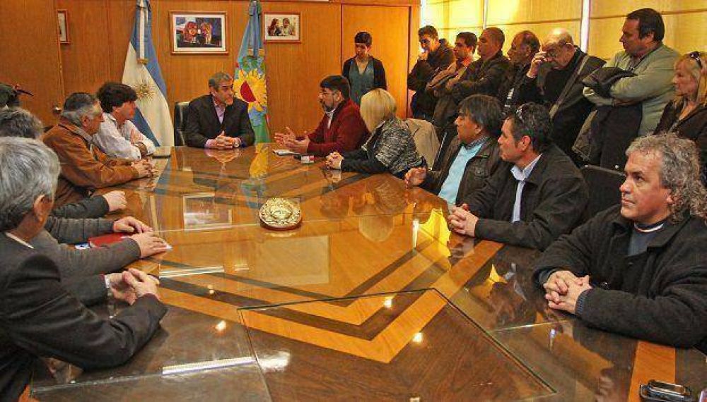 Jorge Ferraresi se reuni� con los representantes de la CGT regional Avellaneda � Lan�s