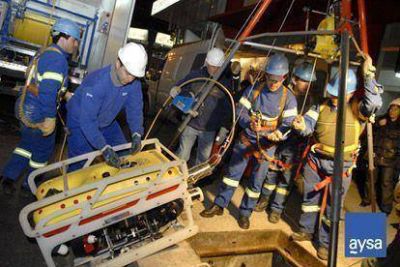 Un mini submarino de Aysa inspeccionar� un conducto de abastecimiento de agua
