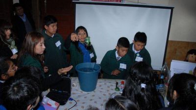 Santa Teresita realiz� su feria de ciencias