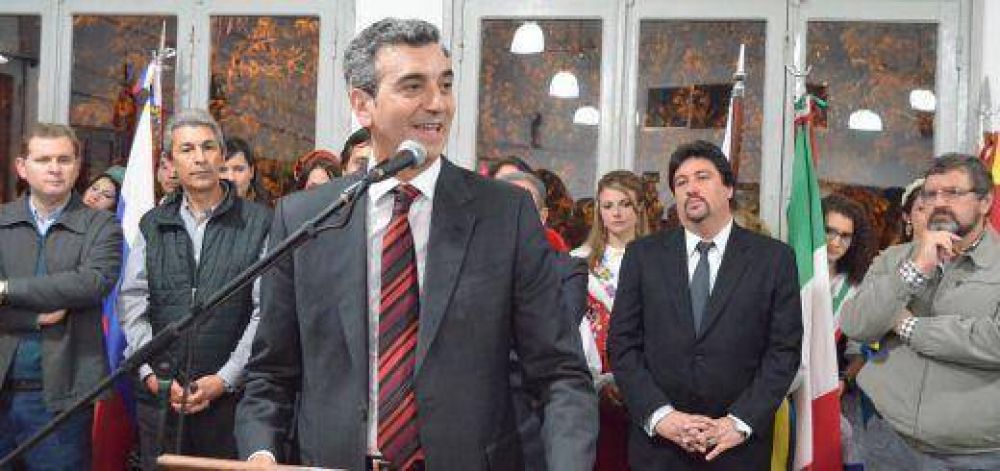 Closs y Randazzo realizaron un multitudinario acto en Ober�