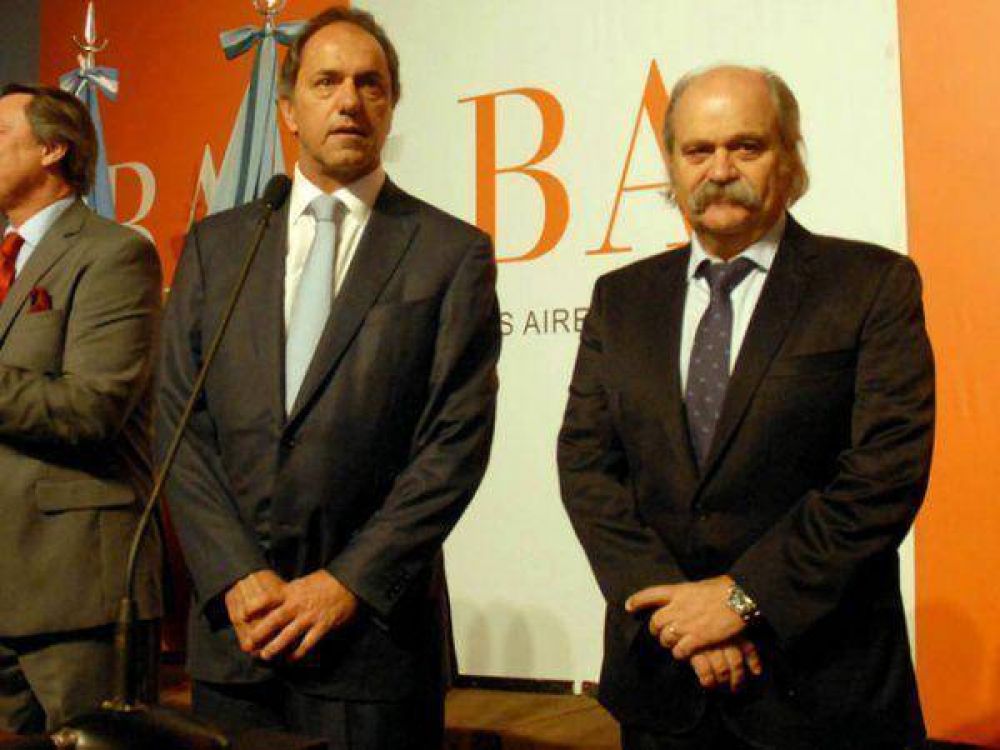 Gobernaci�n: Granados, �una opci�n� de Scioli