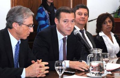 Entregaron cr�ditos a emprendedores productivos