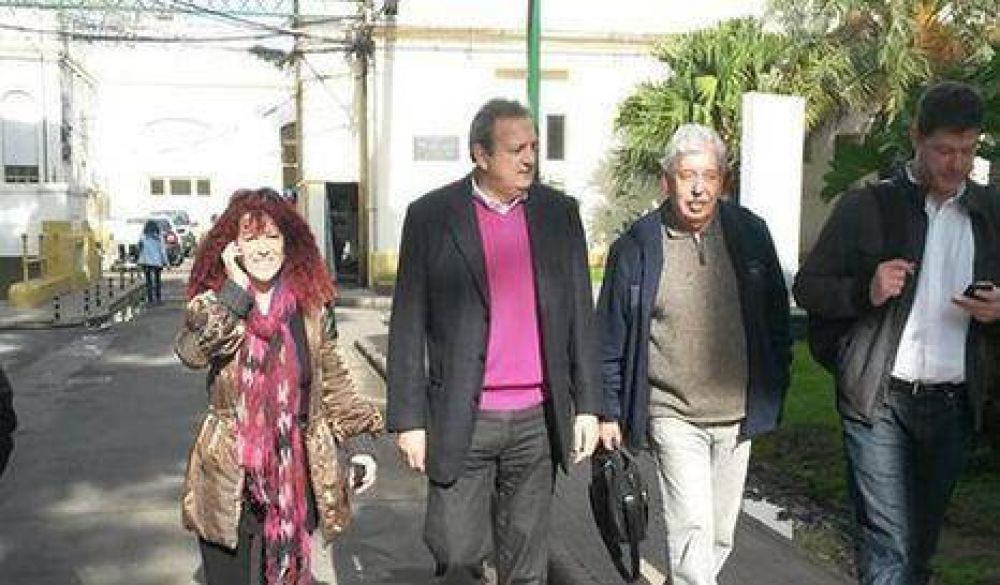 Flores: Avanzan los trabajos en Hospital �lvarez