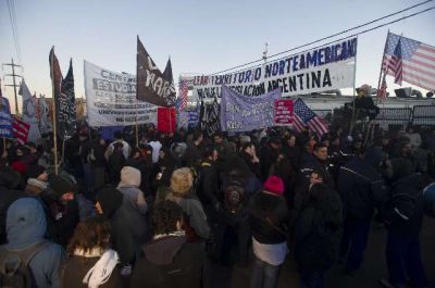En medio de incidentes, desalojaron el corte en Panamericana 