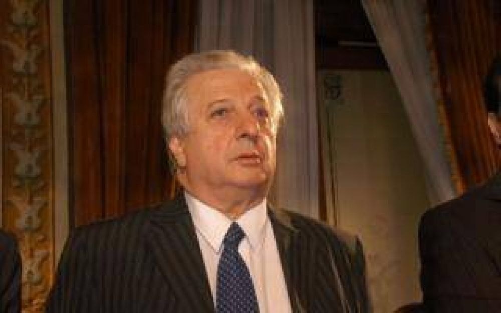 Cuartango cruz� a Selva y lo trat� de 