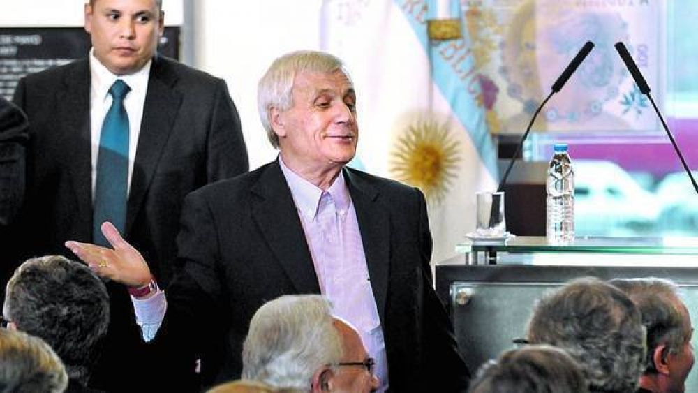Los gremios oficialistas ya se bajan de la pelea por Ganancias