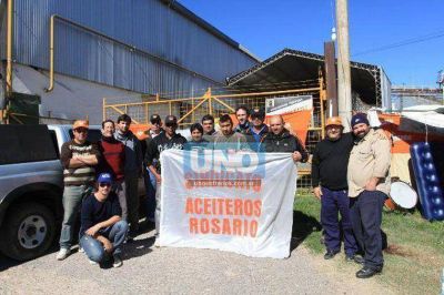 Trabajadores mantienen tomada la planta aceitera de Bajada Grande