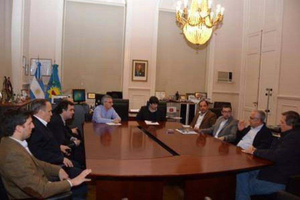 Tigre y Villaguay firmaron un convenio de colaboraci�n rec�proca 