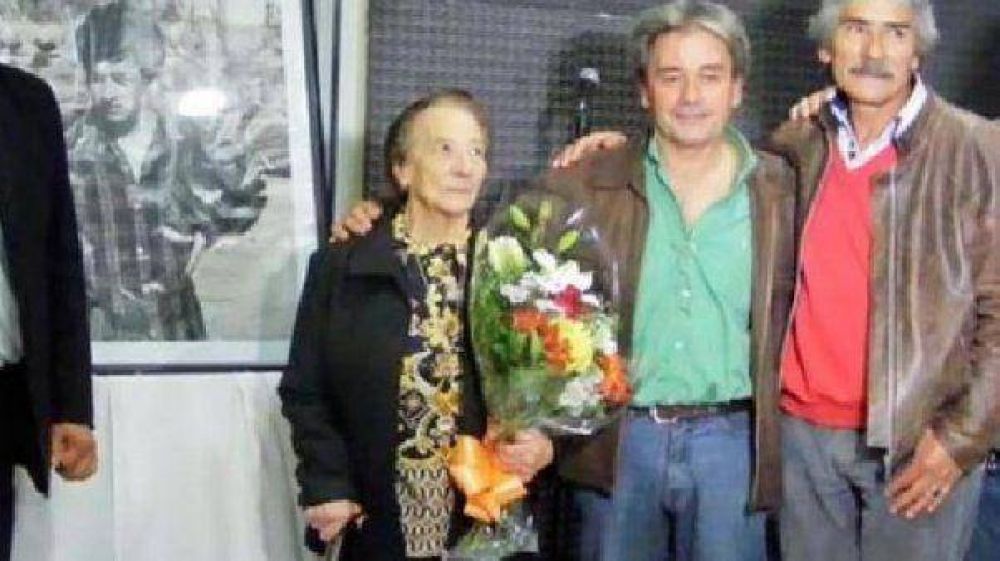 El nieto de Estela de Carlotto conoci� a su familia paterna