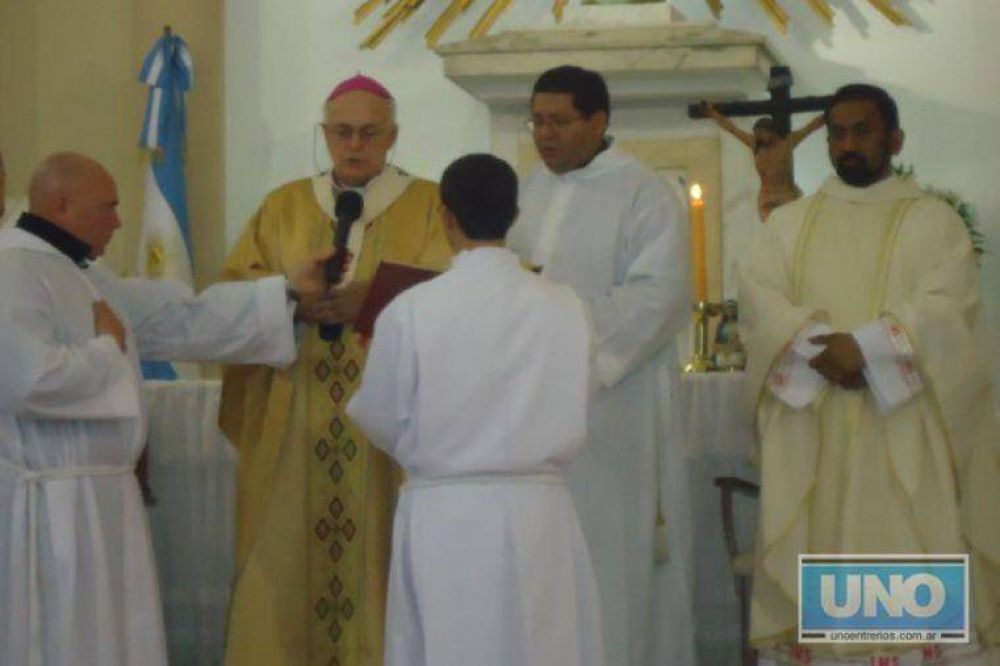 El padre Ignacio postergar su mudanza a la capital provincial