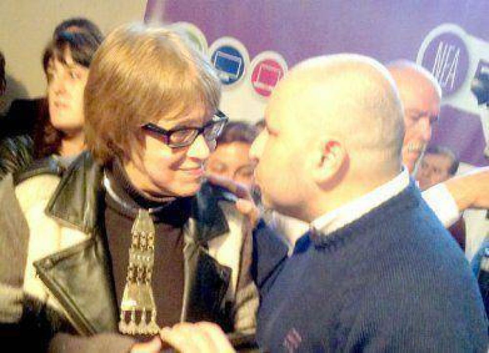 Proyecto ImaginArte y la radio p�blica junto a Teresa Parodi