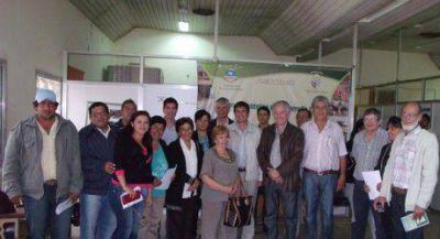 La FEF participo de la últimas entregas de créditos FONFIPRO a los comerciantes de Güemes
