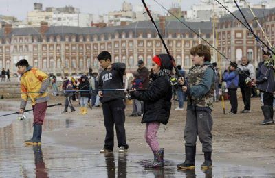Se realiz� el �Primer Torneo Infantil y Juvenil de Pesca ciudad de Mar del Plata�