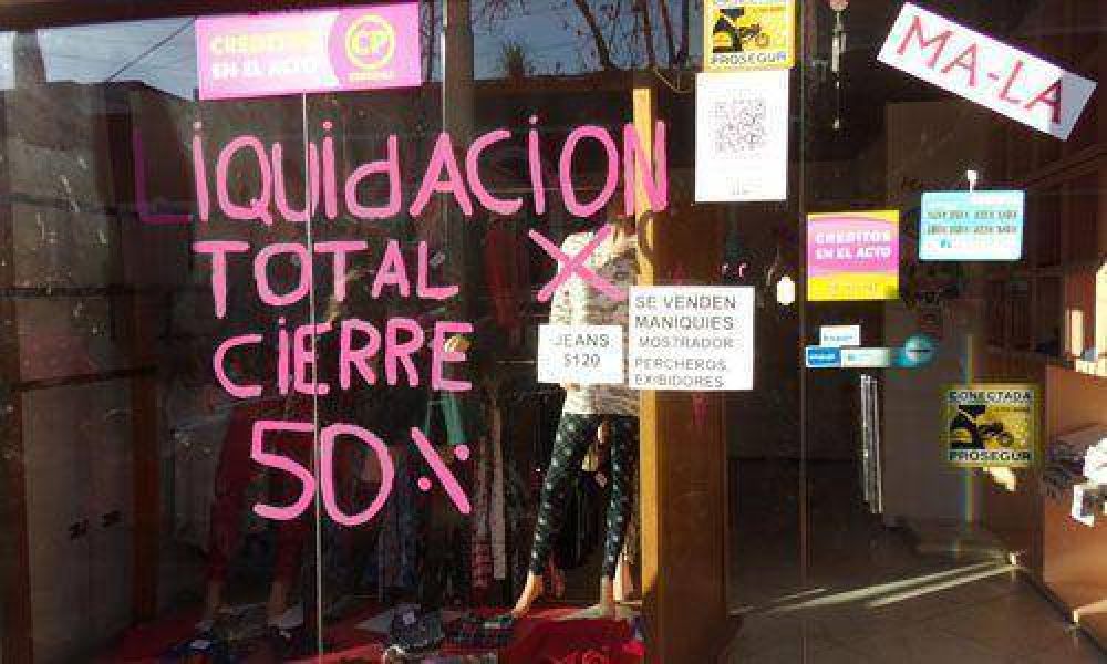 Con unos 20 locales cerrados, crece la crisis del comercio