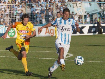 Crucero perdi� 1 a 0 frente a Atl�tico Tucum�n, en su tercera temporada en la B Nacional