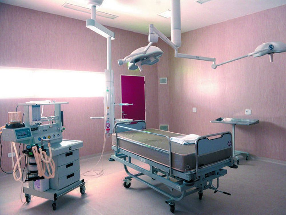 El Ram�n Carrillo, un hospital nuevo, muy bien equipado y sin utilidad
