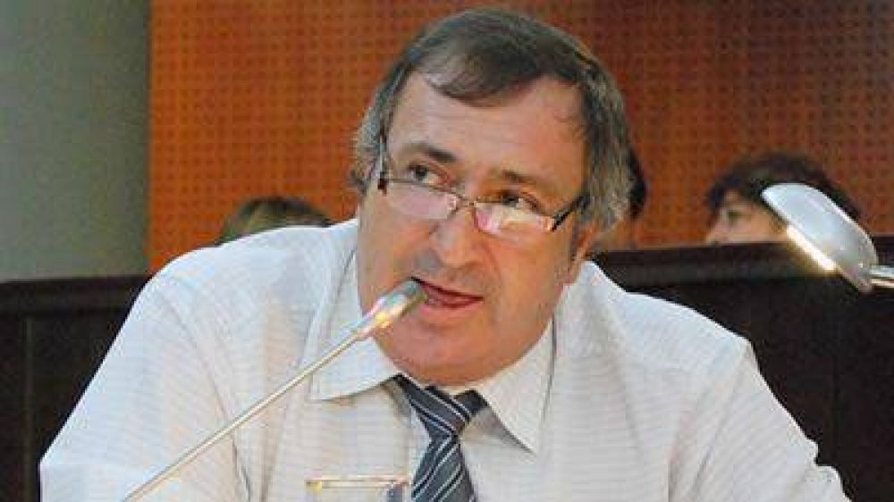Roddy Ingram: �Este gobierno se cae solo�