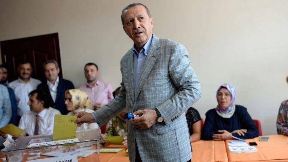 Elecciones en Turqu�a: gan� el primer ministro Recep Tayyip Erdogan 