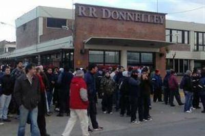 El Ministerio de Trabajo bonaerense convoc� a una audiencia por el conflicto en la multinacional Donnelley