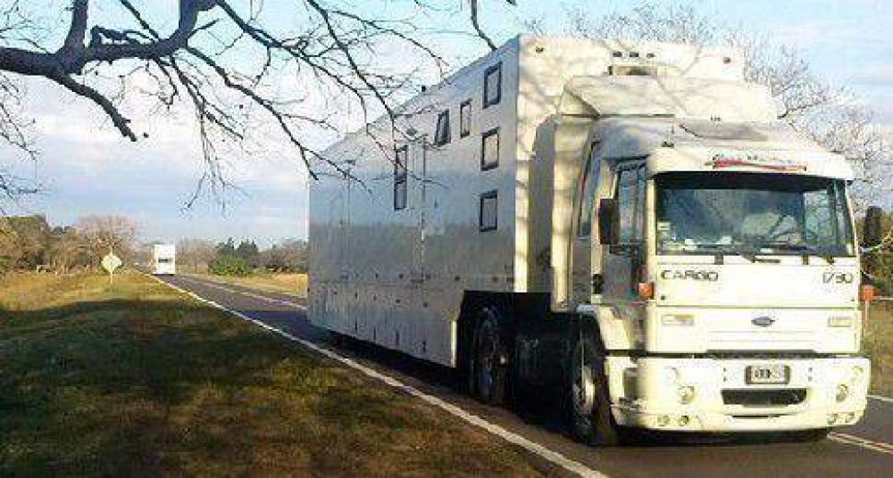 Corrientes y Entre R�os articular�n controles a camiones pesados