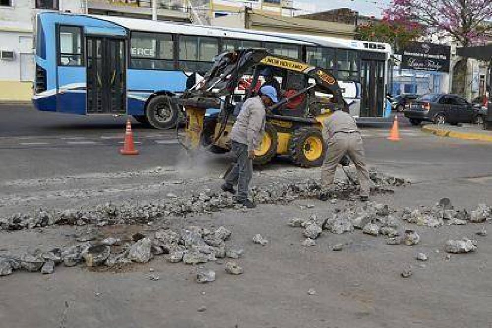 La Comuna capitalina inici� la segunda etapa de la reconstrucci�n del play�n del puerto