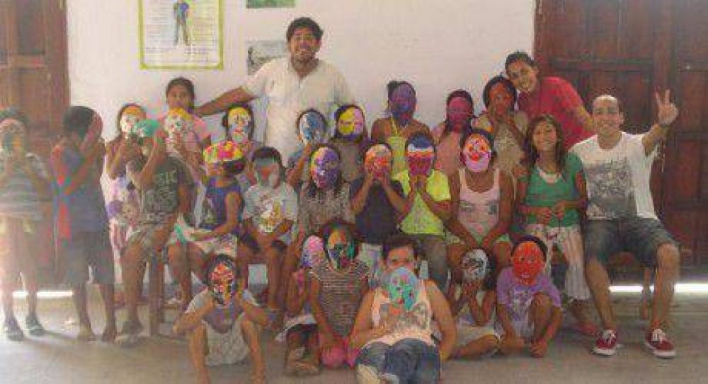 Los Centros de la Comunidad construyen redes en los barrios de formose�os