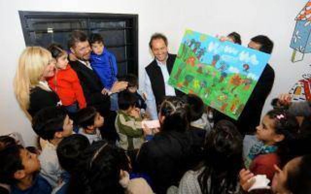 San Isidro: Scioli y Tinelli visitaron la Fundaci�n COR