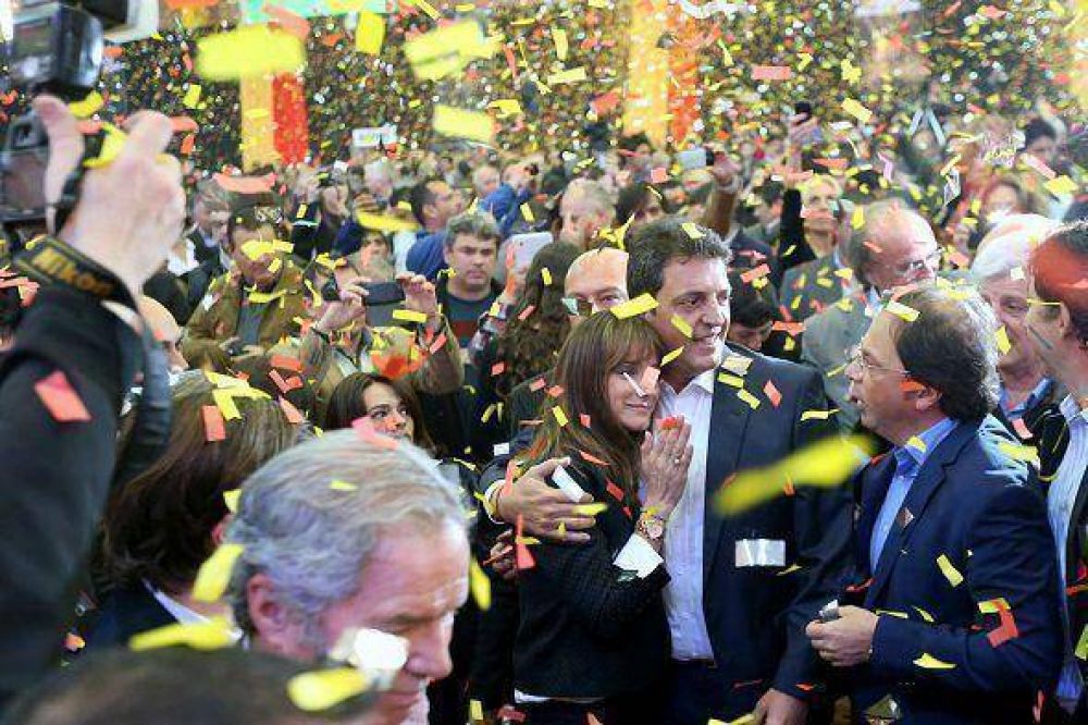 Massa festej� el primer a�o de la victoria del Frente Renovador