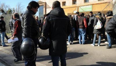 Habr� nuevos sitios para renovar carn�s de motos de otros municipios