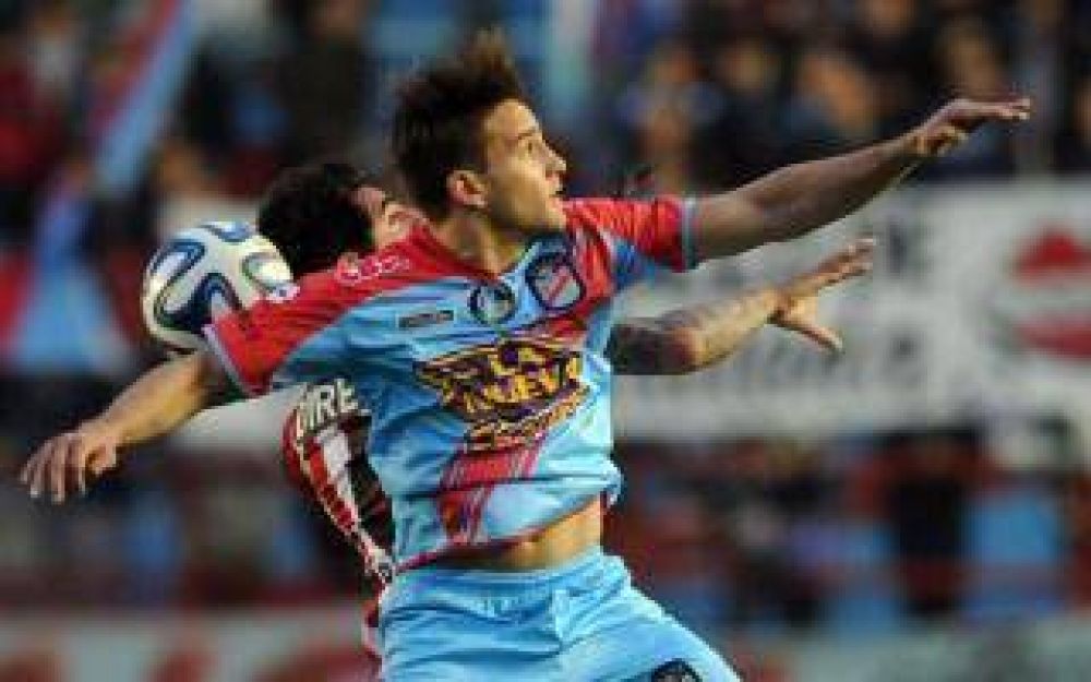 Arsenal dio vuelta el partido y le gan� a Estudiantes 2 a 1