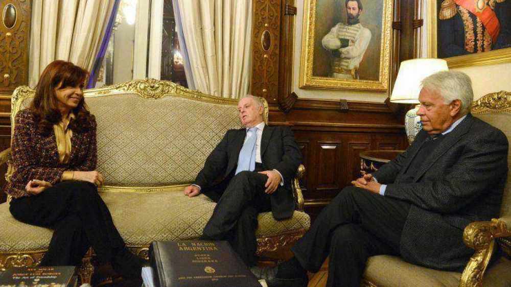 Cristina Kirchner recibi� a Barenboim y a Felipe Gonz�lez