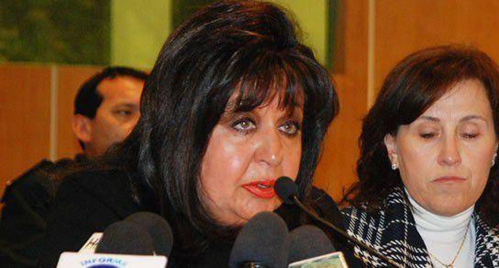 La diputada Arenas pidi� que se implemente el Sistema de Historia Cl�nica Digital en todo el pa�s