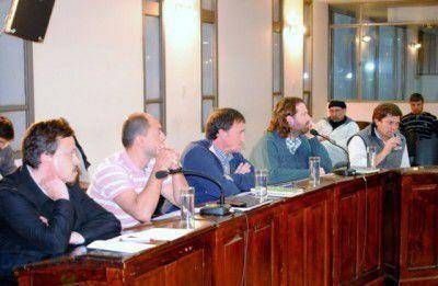 Concejales del FAUnen presentaron dos proyectos sobre pasant�as secundarias