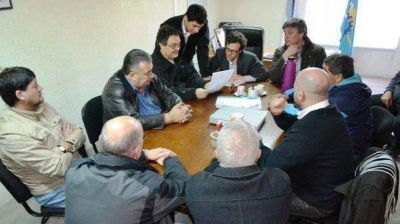 Cooperativas y Luz y Fuerza acordaron un aumento del 8%