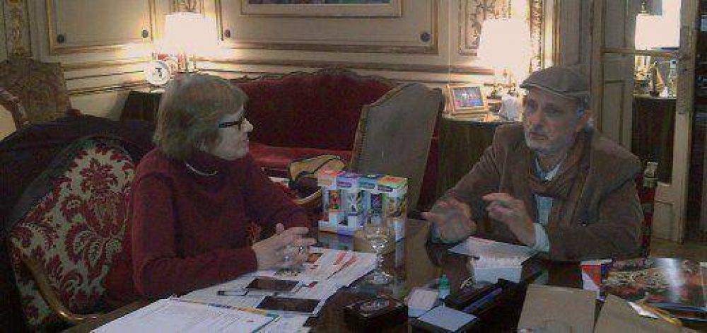 Jacobo se reuni� con Teresa Parodi