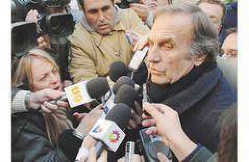 Nuevo desplante a Scioli en el PJ: Reutemann rechaz� sumarse