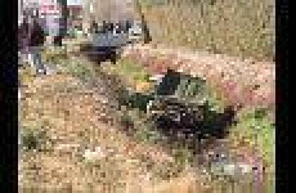 Un reconocido mec�nico volc� con su jeep y muri� aplastado