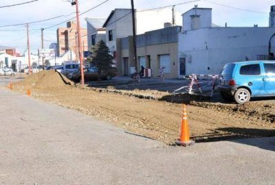 Avanza la reparaci�n de calle Estrada entre Alfons�n y Zapiola