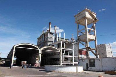 El humo volvi� a las chimeneas de la ex Carbometal