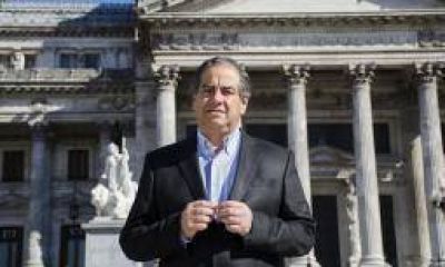 Julio Mart�nez apunt� contra el gobierno K y las mineras