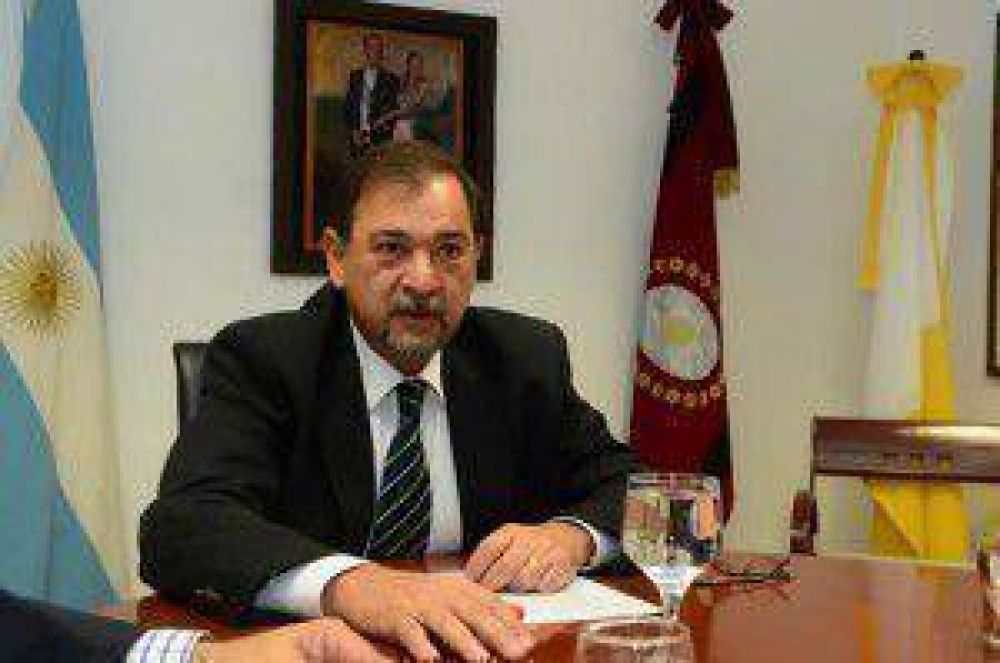 Isa crear� una comisi�n de la reforma de la Carta Org�nica