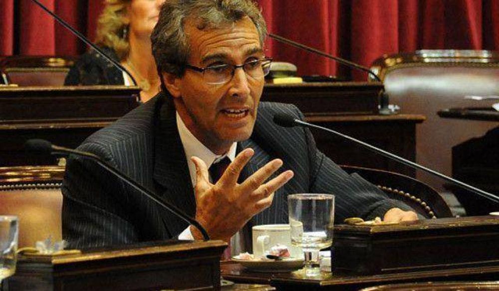 Ruperto Godoy no descarta disputar las PASO contra Gioja