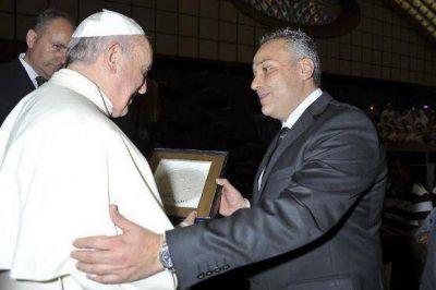 Concejal platense fue recibido por el papa