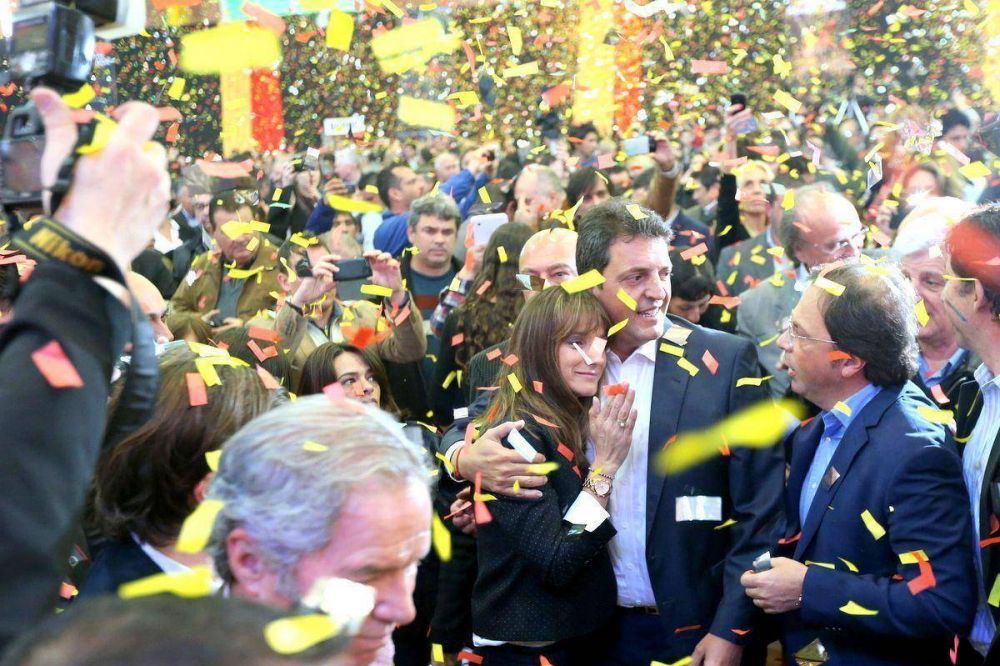 Massa rememor� la victoria de las PASO y le dio luz verde a Giustozzi