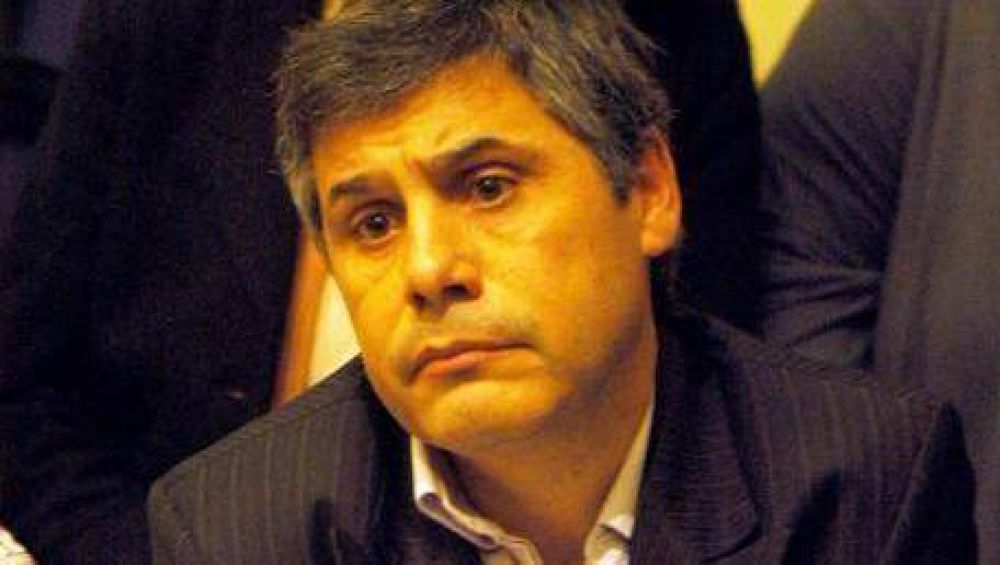 Martello a un paso de decidir el salto al massismo
